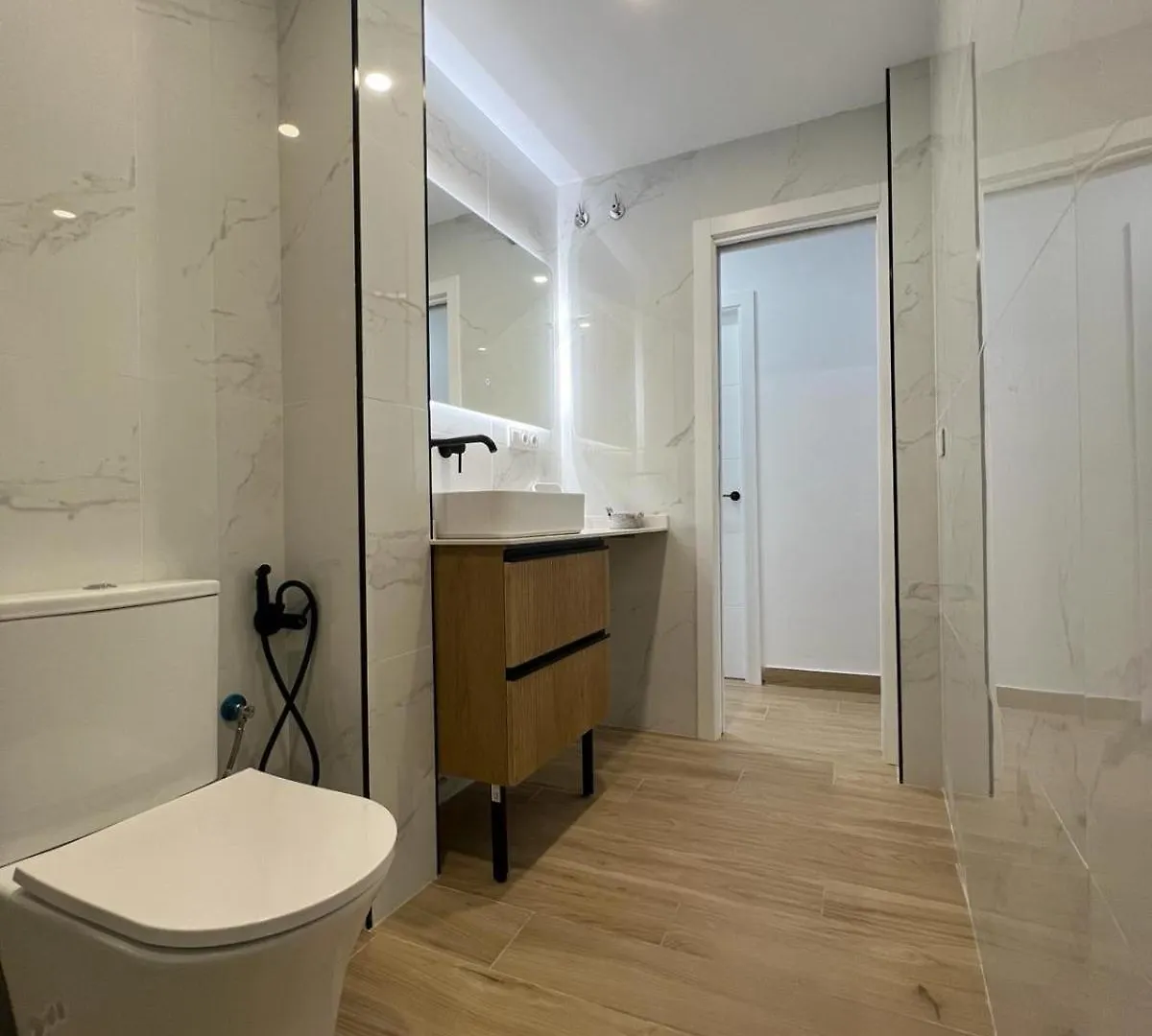 The Traveller'S House Con Vistas A Playa La Caleta Apartment Cadiz 0*,  Spain